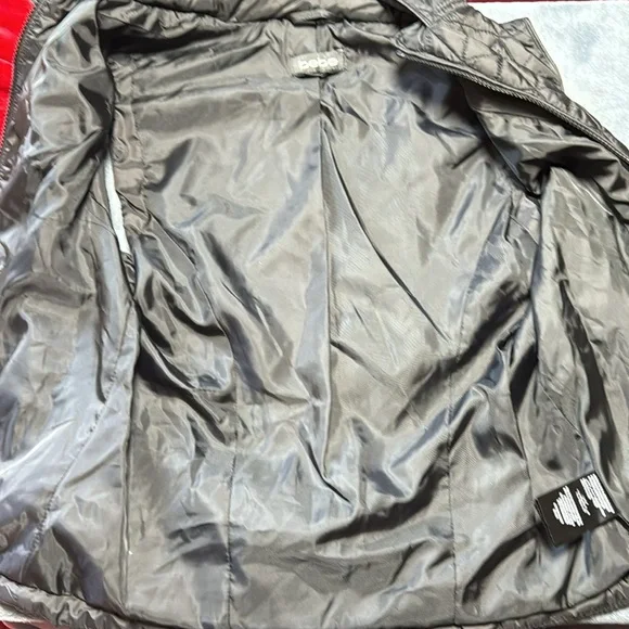 Bebe Quilted Full Zip Hooded Vest/Medium-Black - Picture 5 of 5